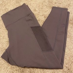 Fabletics Mila High-Waisted Pocket Legging